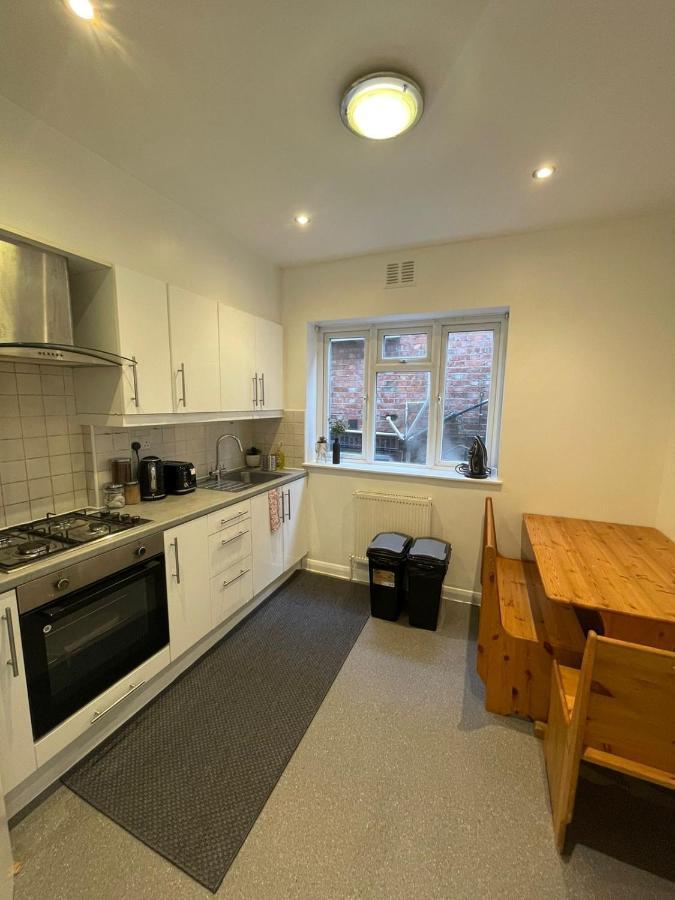 Willesden Green Rooms Londra Dış mekan fotoğraf
