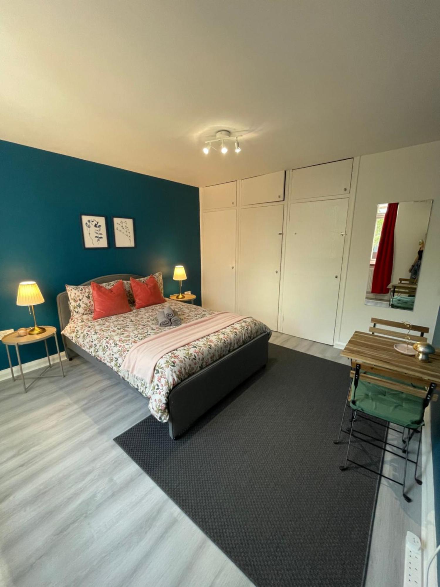 Willesden Green Rooms Londra Dış mekan fotoğraf